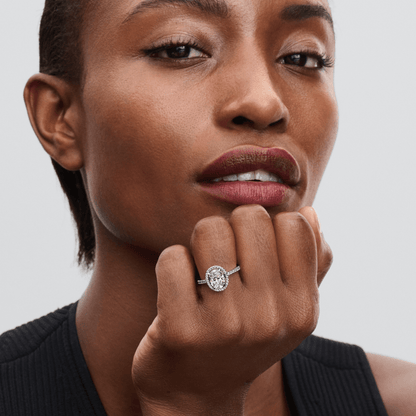 Anillo Halo Ovalado Brillante Plateado - Charms Factory